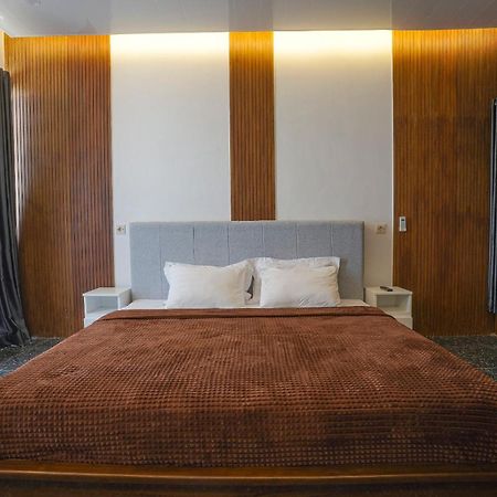 Azana Essence Villa Tabitha Lombok Bumbang Buitenkant foto